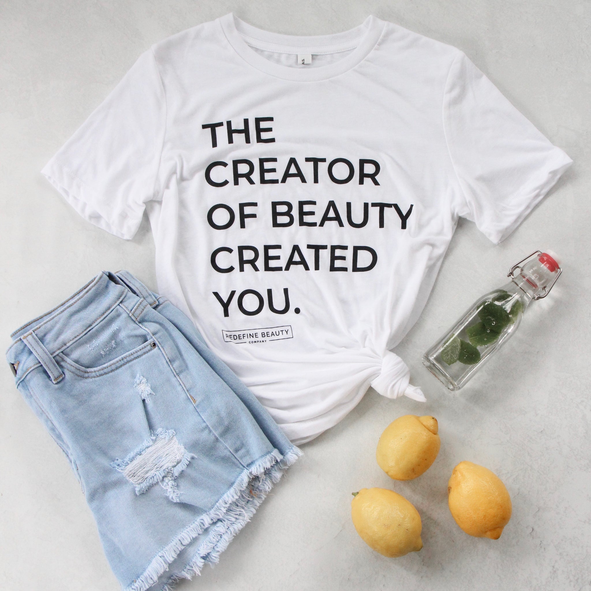 The Creator of Beauty Tee - Blanc