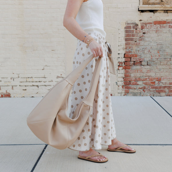 Cuve'e Crescent Bag