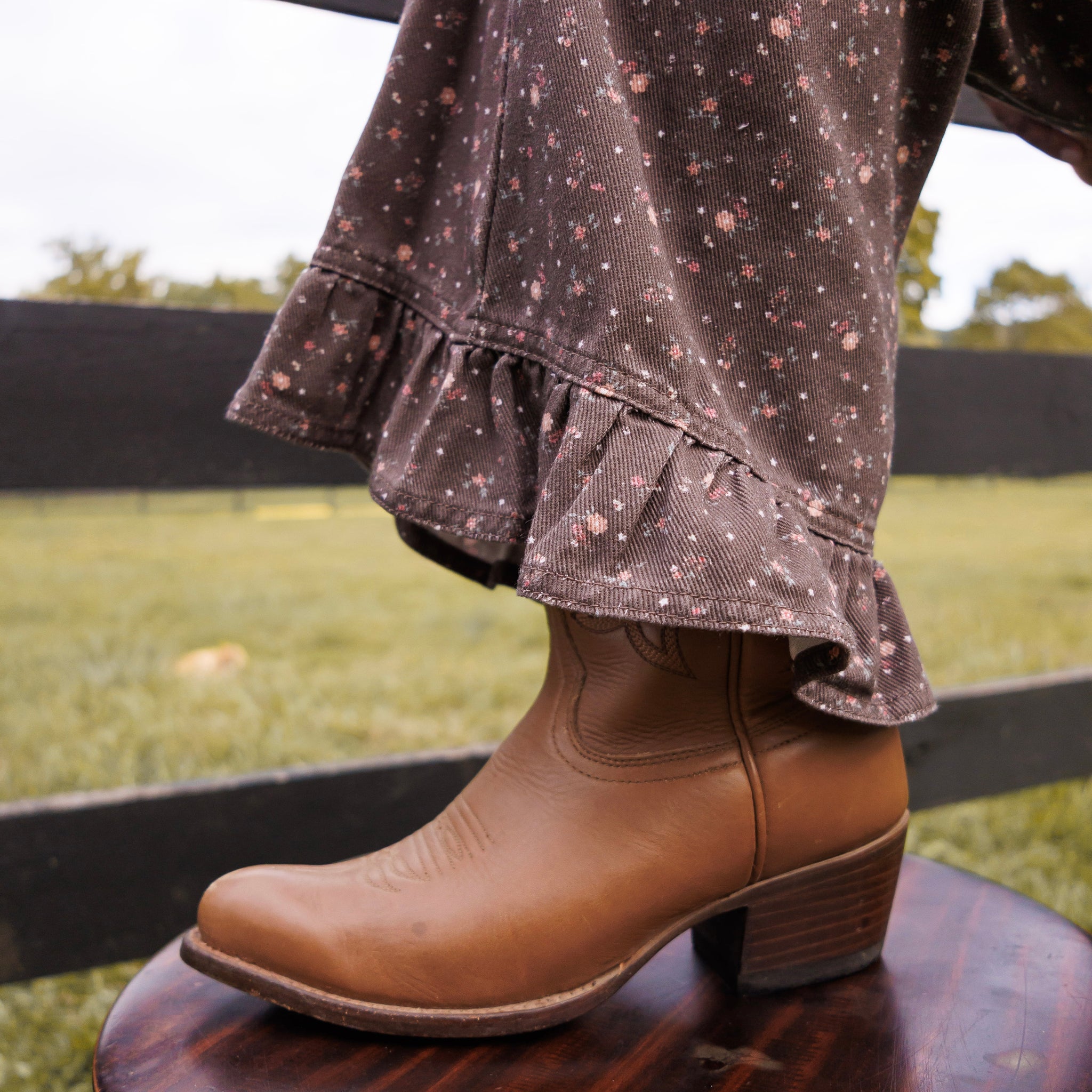 Cocoa Rosette Ruffle Pants