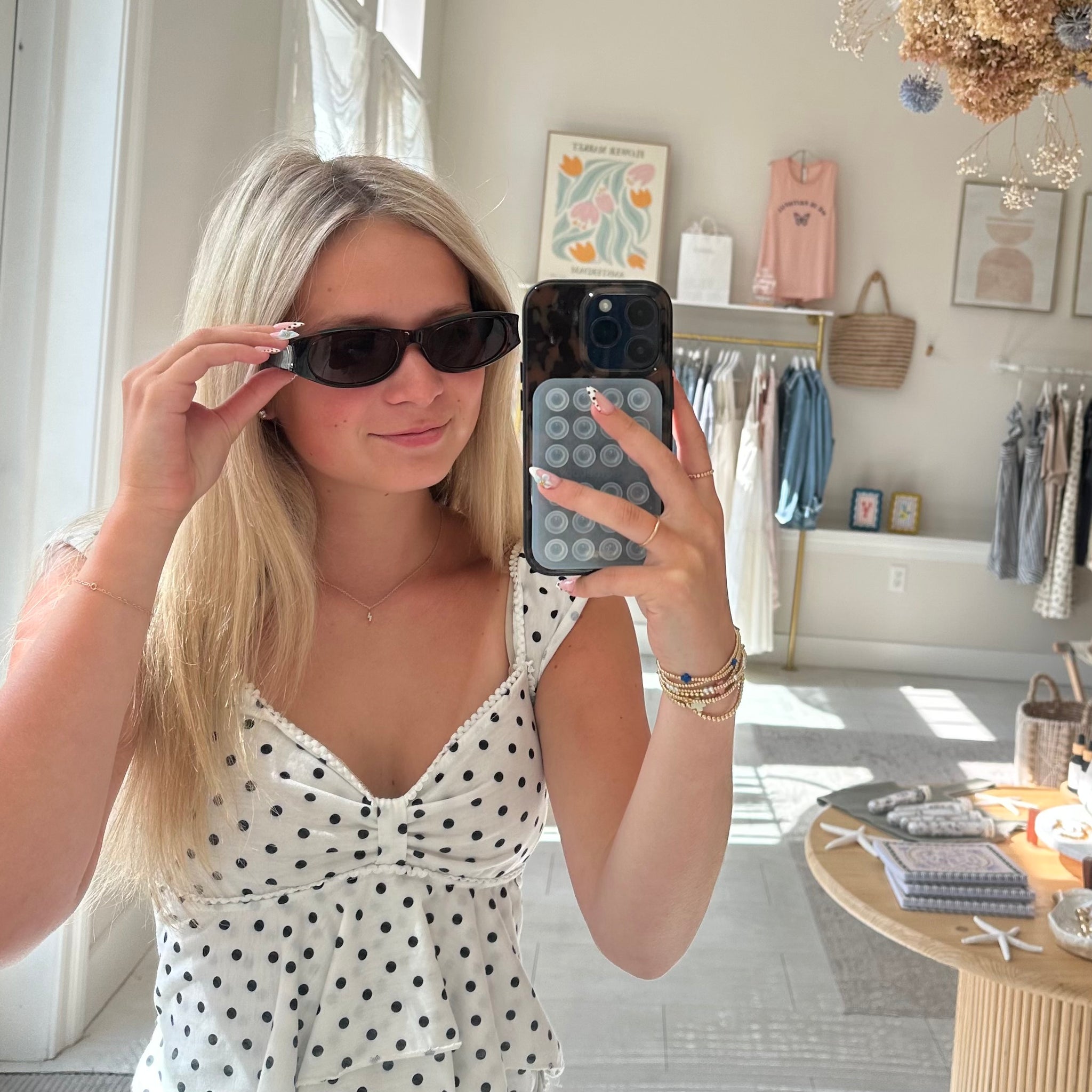 Amalfi Shades