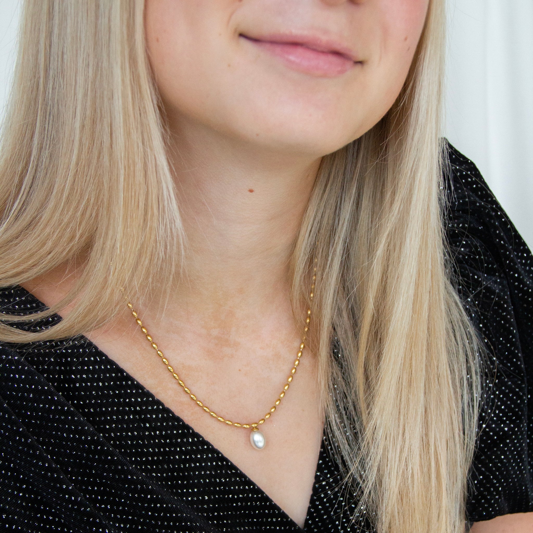 Golden Pulse Necklace