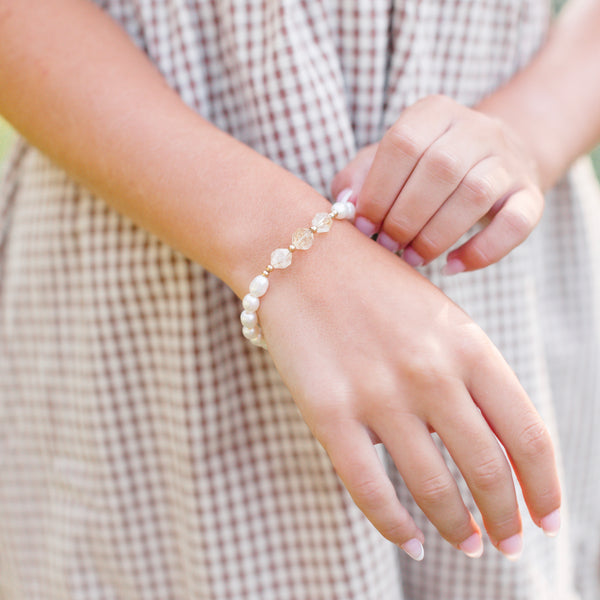 Isabella Pearl Bracelet